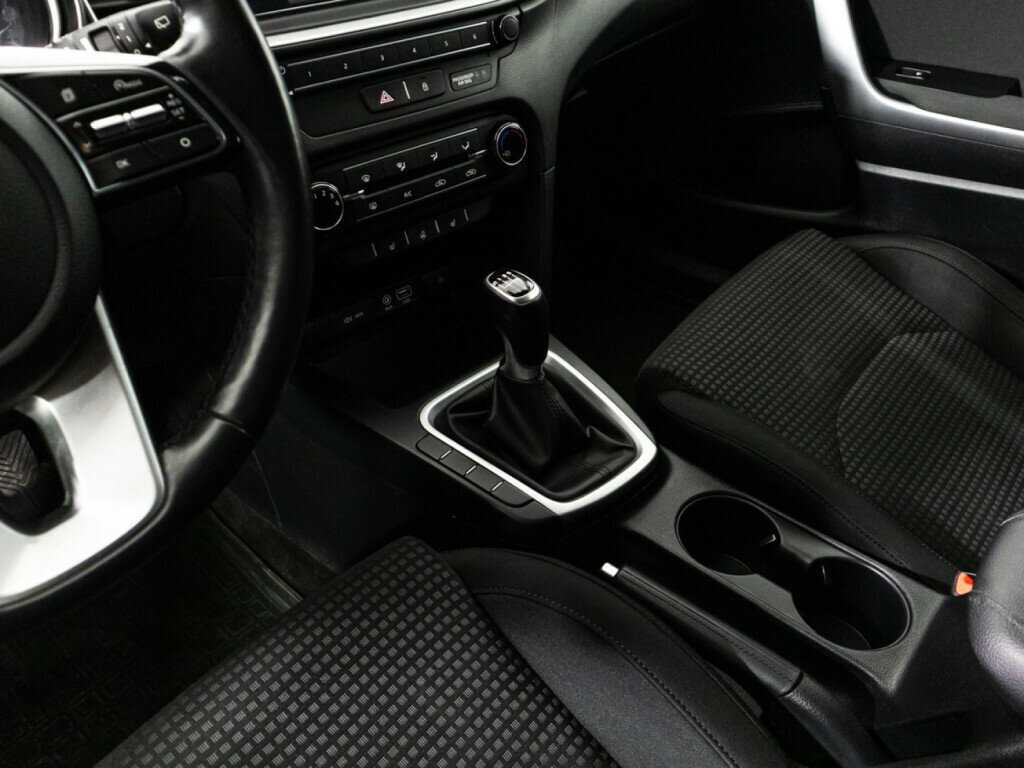 Купить Kia Ceed, 2019, 133 155 км, фото №16