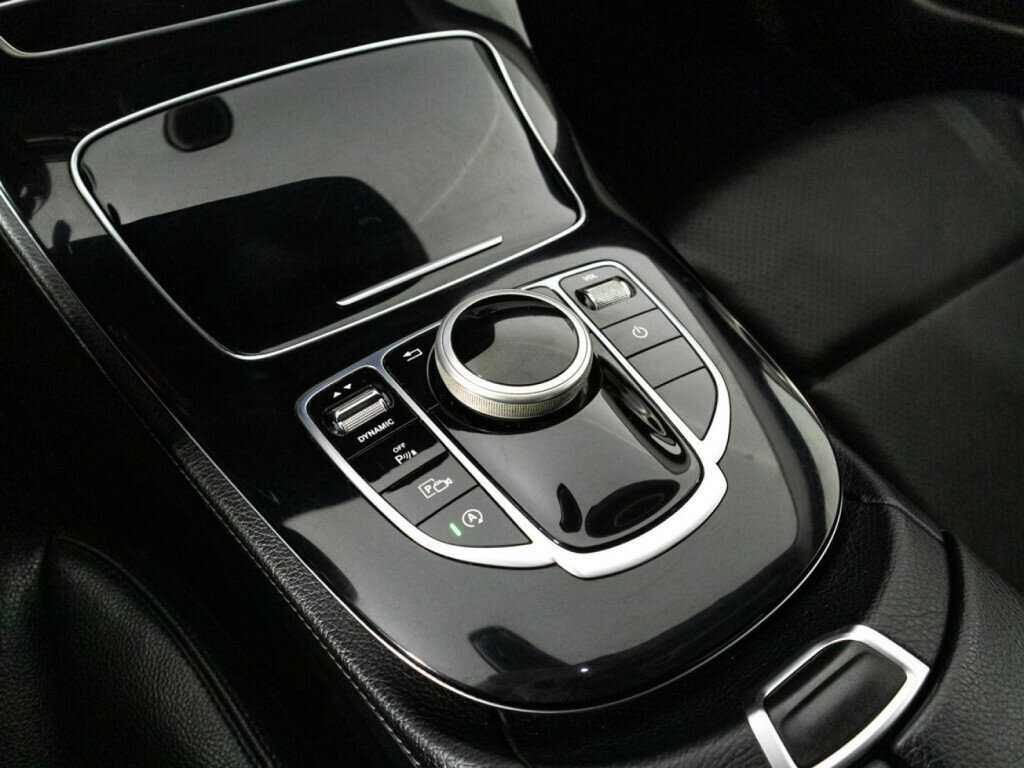 Купить Mercedes-Benz E-Класс 200 d, 2019, 208 481 км, фото №18