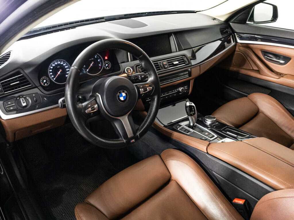 Купить BMW 5 серии 520i, 2016, 116 000 км, фото №11