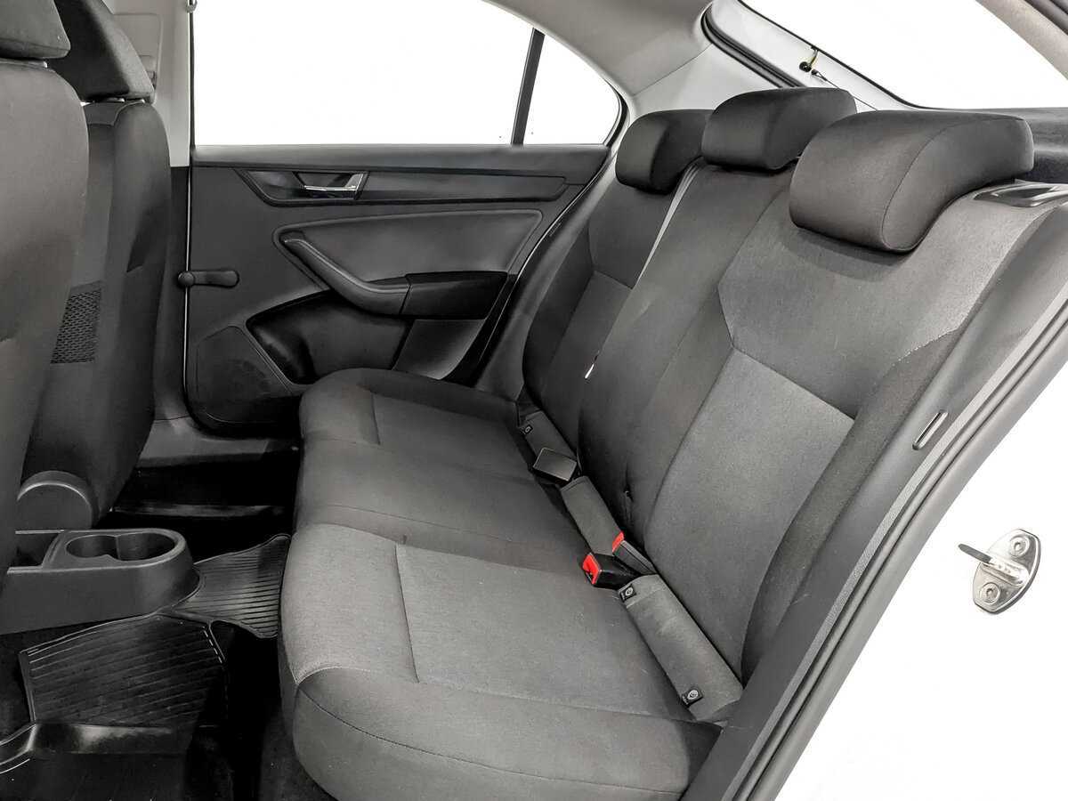 Купить Skoda Rapid, 2017, 163 844 км, фото №12
