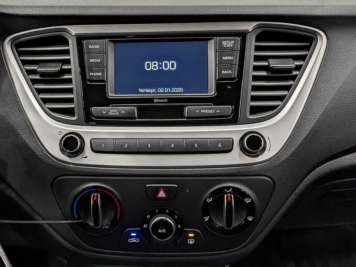 Купить Hyundai Solaris, 2017, 86 342 км, фото №15