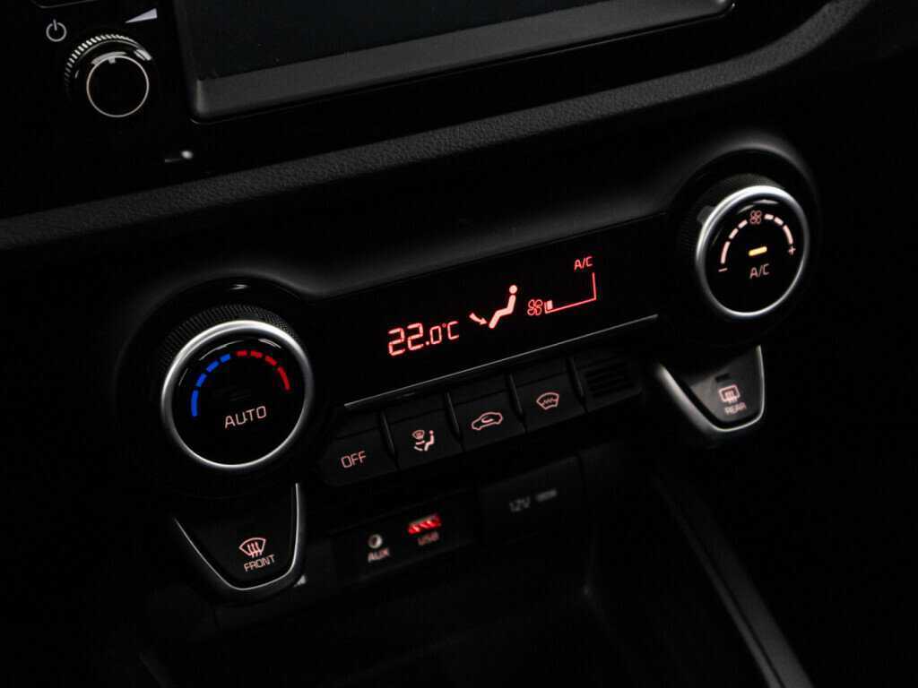 Купить Kia Rio, 2018, 34 312 км, фото №15