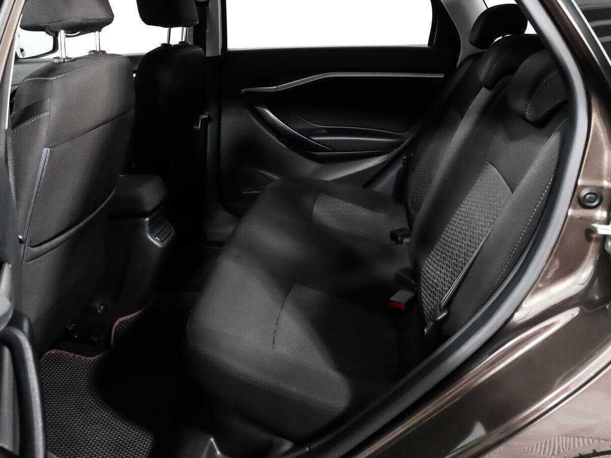 Купить Lada (ВАЗ) Vesta SW, 2019, 106 306 км, фото №10