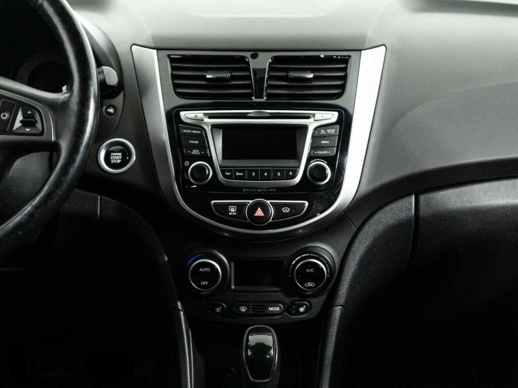 Купить Hyundai Solaris, 2015, 127 927 км, фото №14