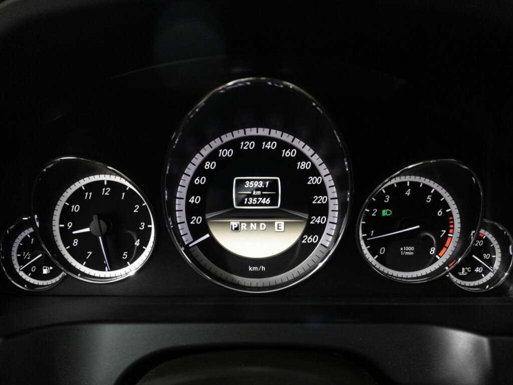 Купить Mercedes-Benz E-Класс 200 7G-Tronic, 2012, 136 000 км, фото №12