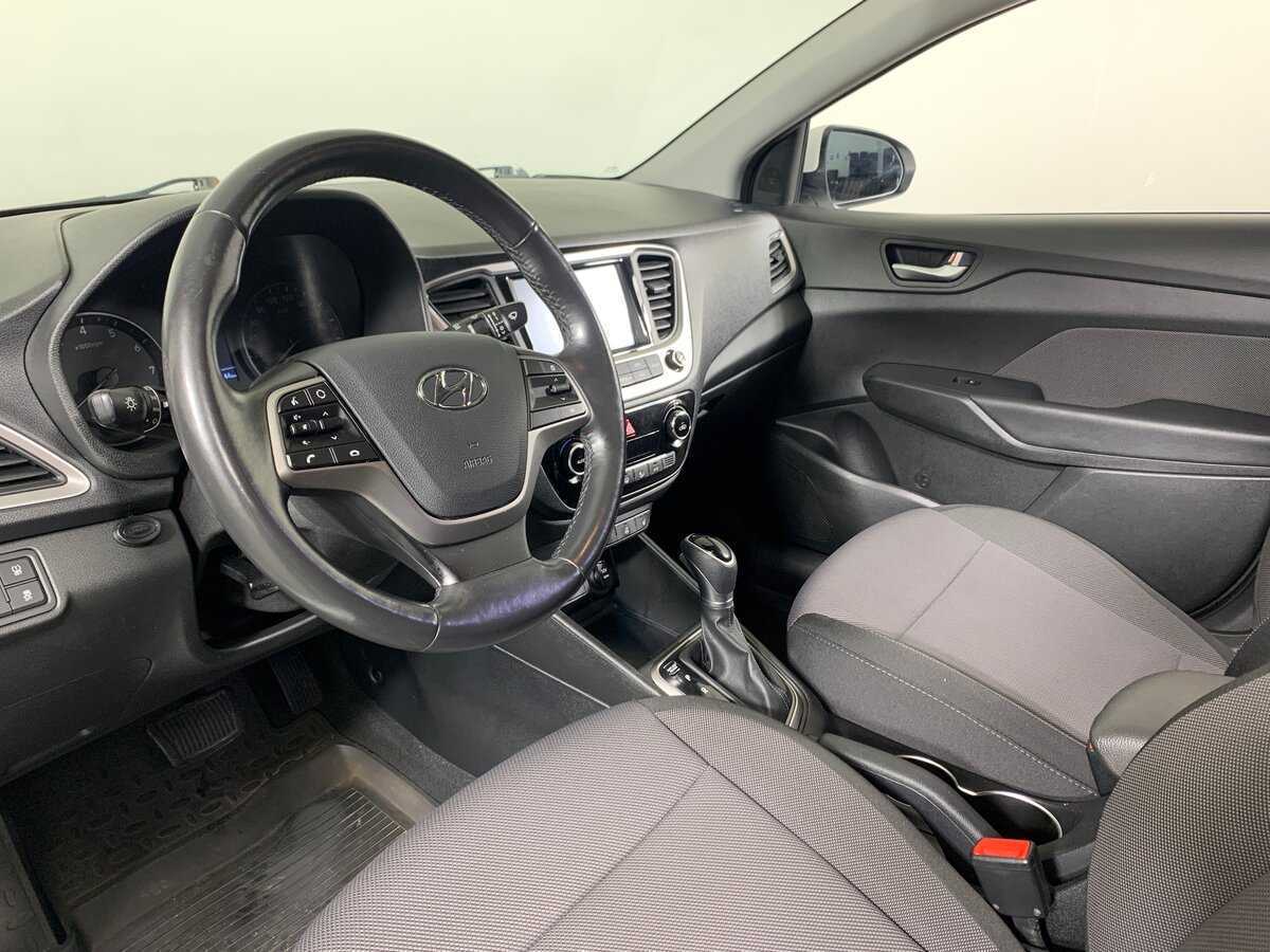 Купить Hyundai Solaris, 2018, 45 142 км, фото №12
