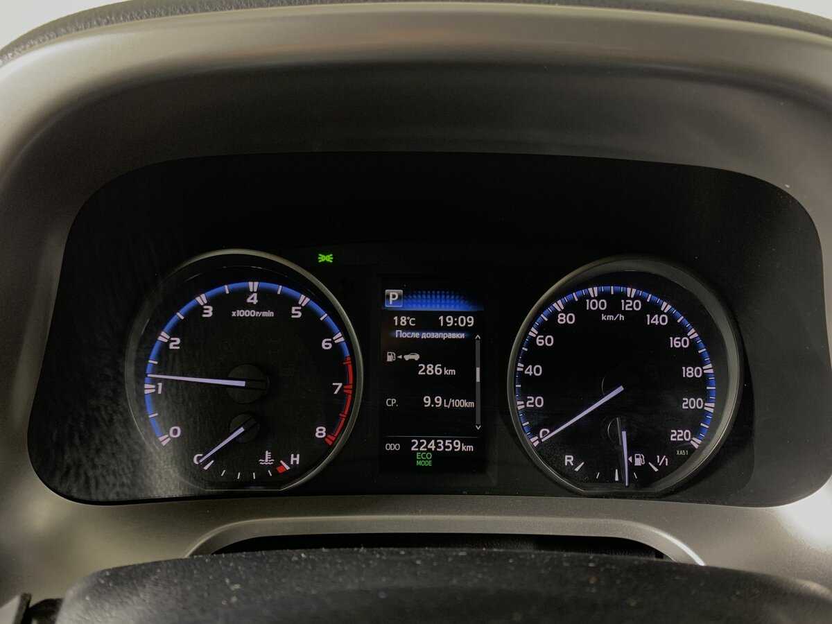 Купить Toyota RAV4, 2018, 224 358 км, фото №15