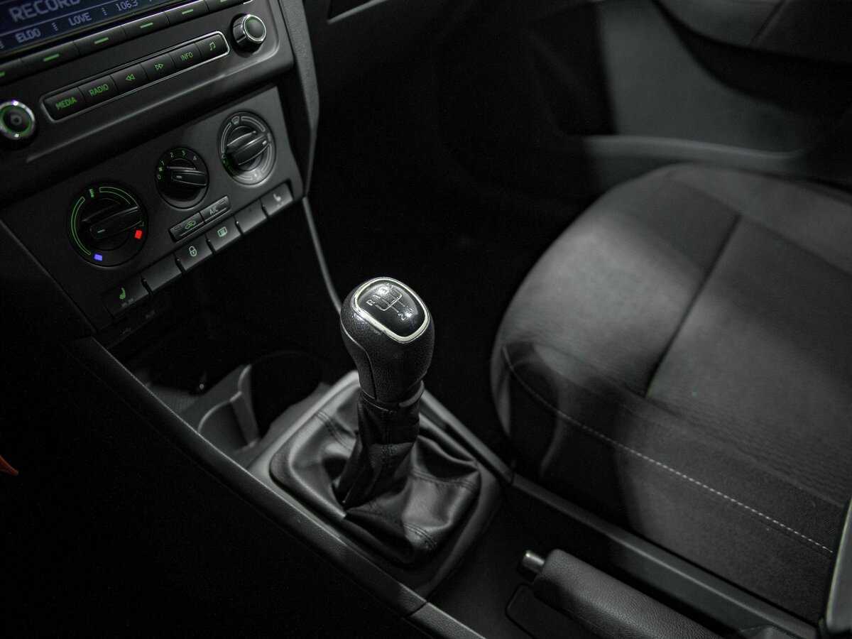 Купить Skoda Rapid, 2015, 175 439 км, фото №10