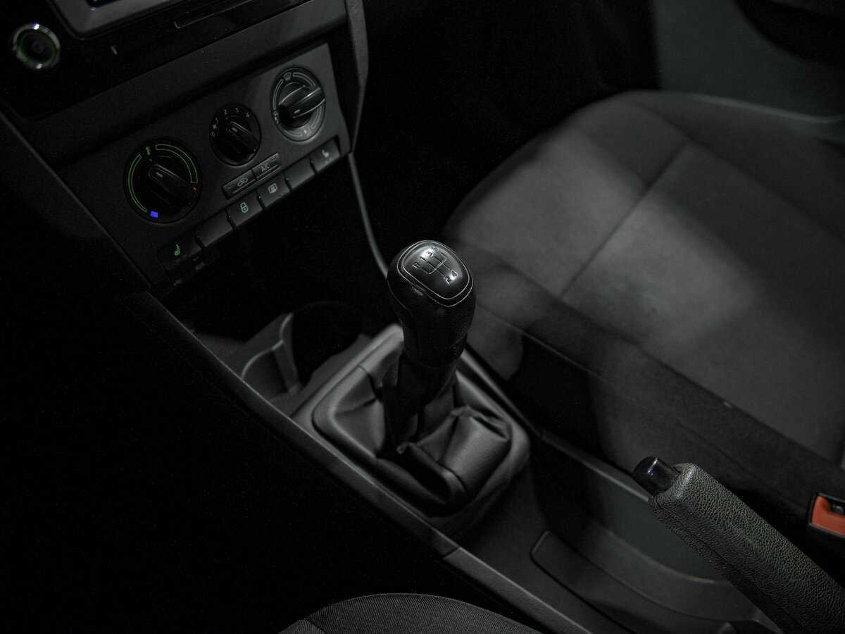 Купить Skoda Rapid, 2016, 207 264 км, фото №10