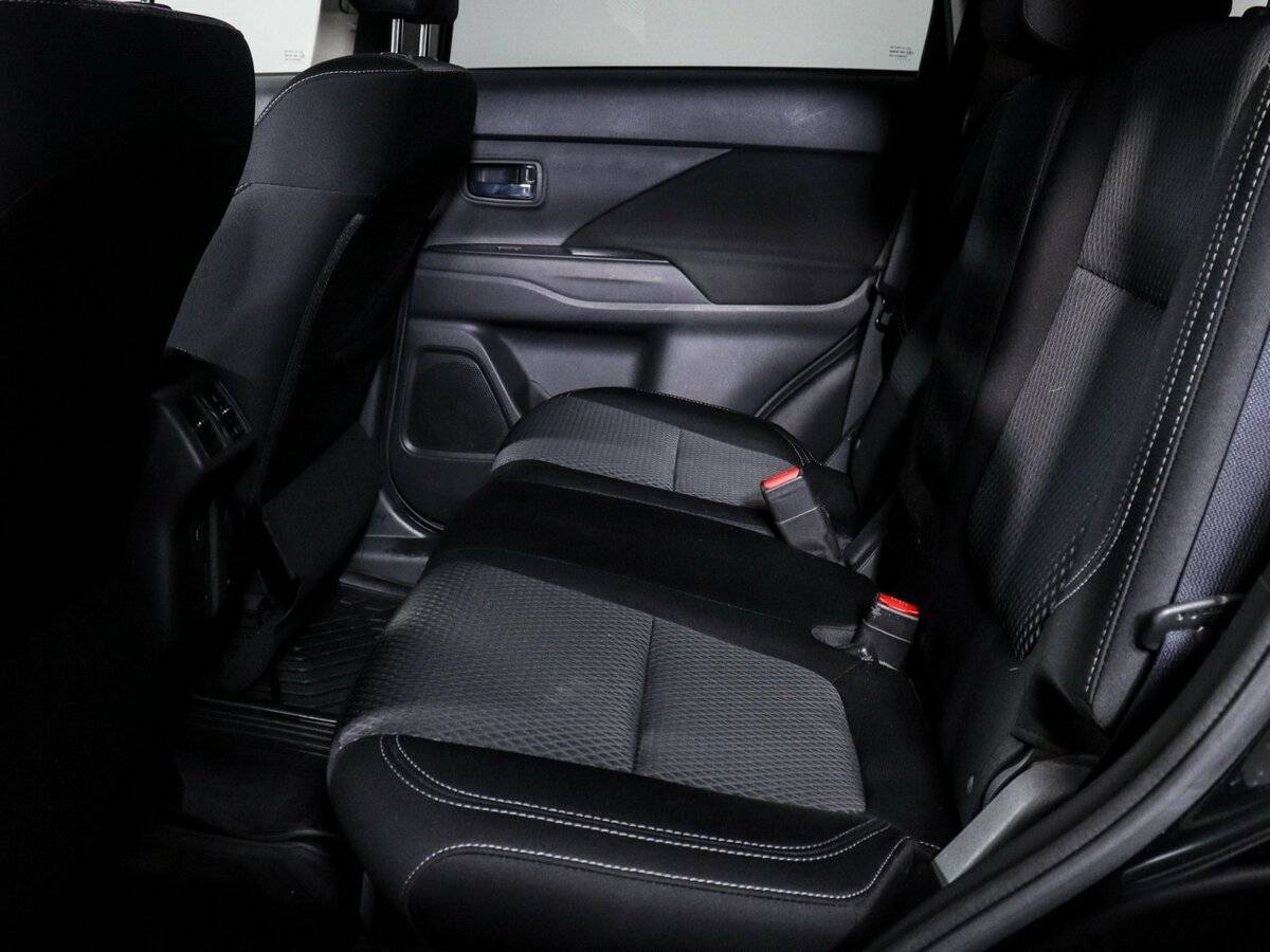 Купить Mitsubishi Outlander, 2019, 68 000 км, фото №10