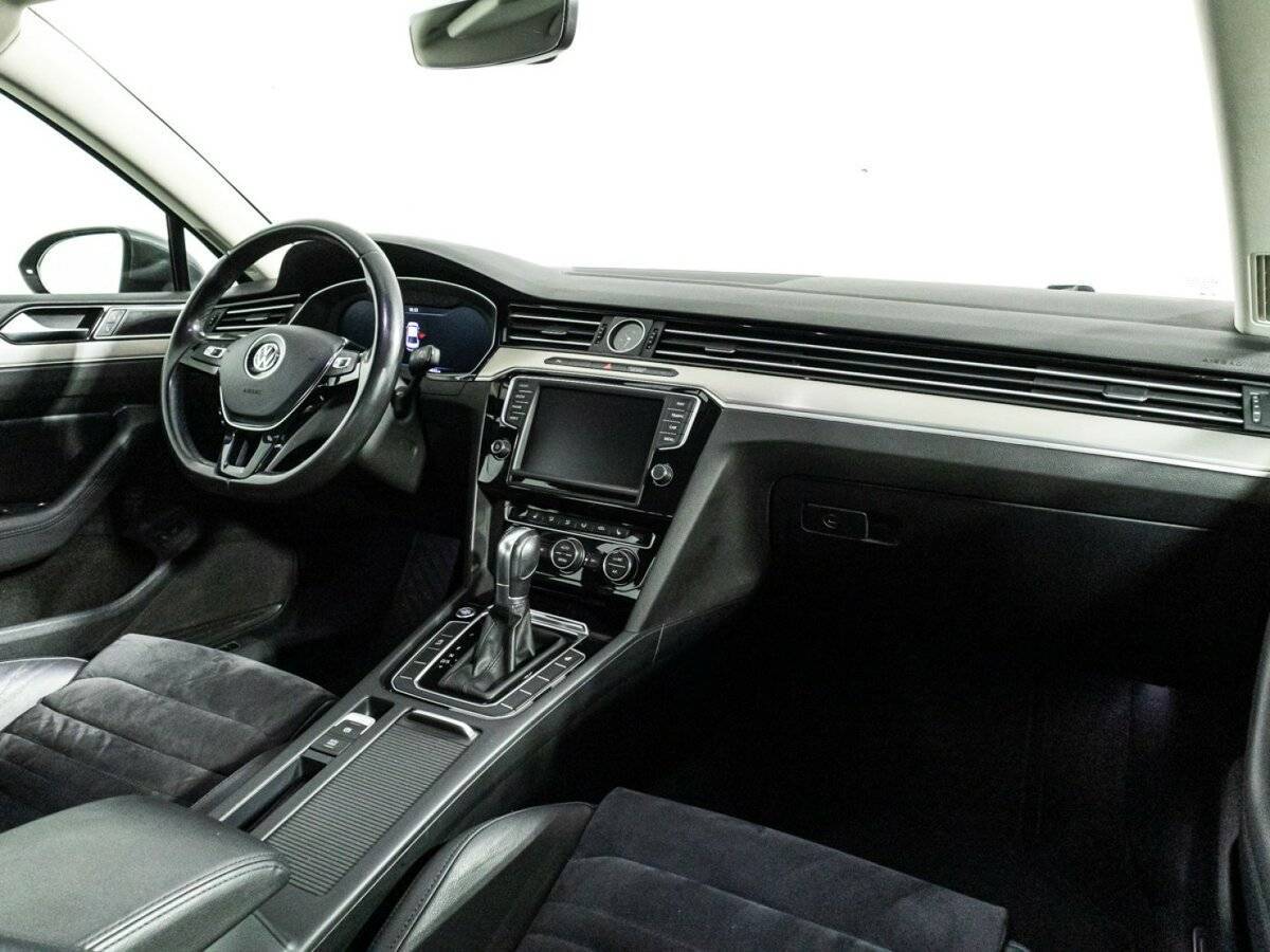 Купить Volkswagen Passat, 2017, 138 028 км, фото №9