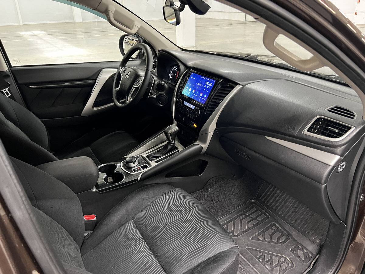 Купить Mitsubishi Pajero Sport, 2018, 164 471 км, фото №10