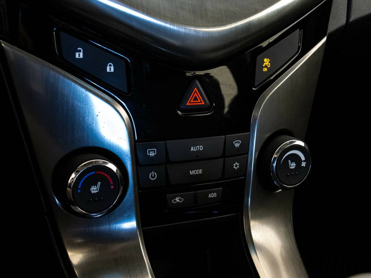 Купить Chevrolet Cruze, 2014, 221 716 км, фото №17