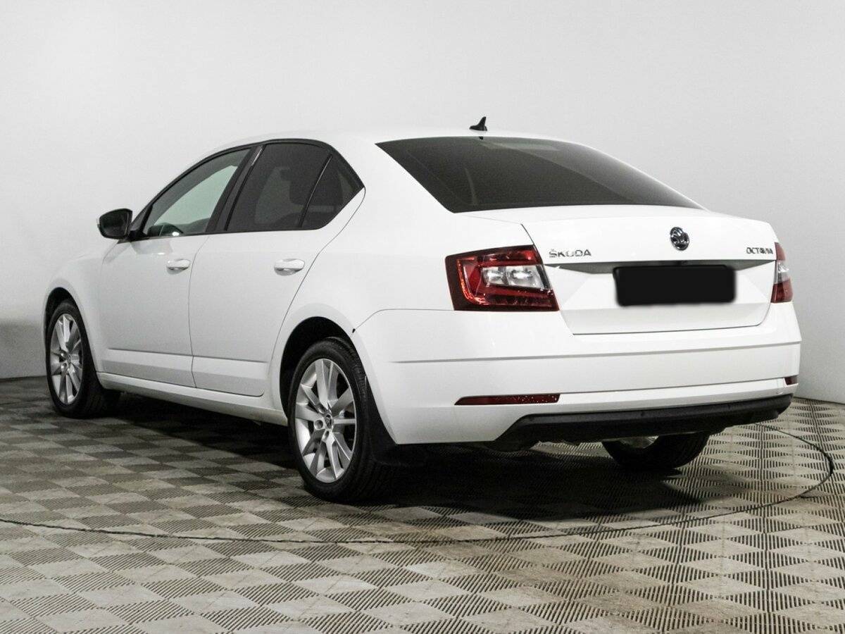 Купить Skoda Octavia, 2017, 187 937 км, фото №7