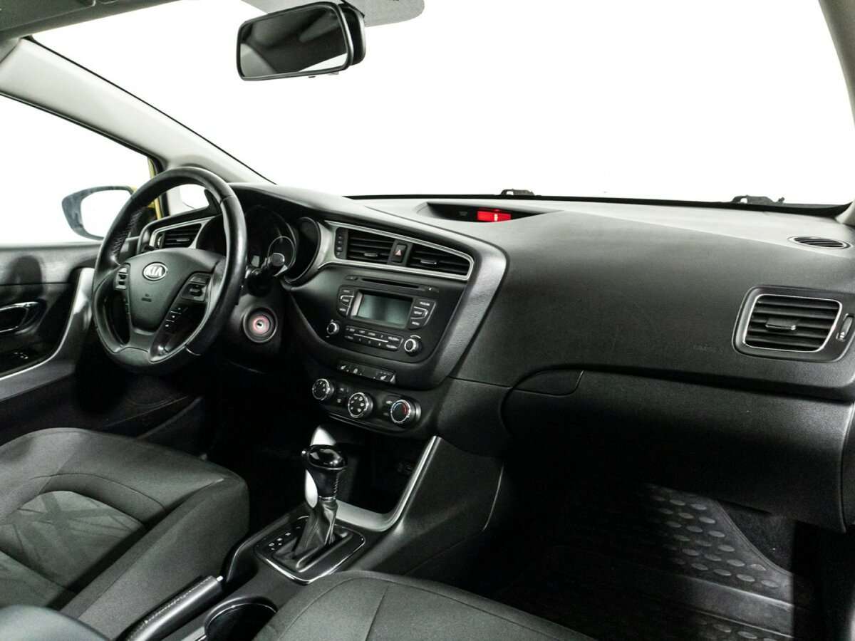 Купить Kia Ceed, 2016, 159 334 км, фото №9