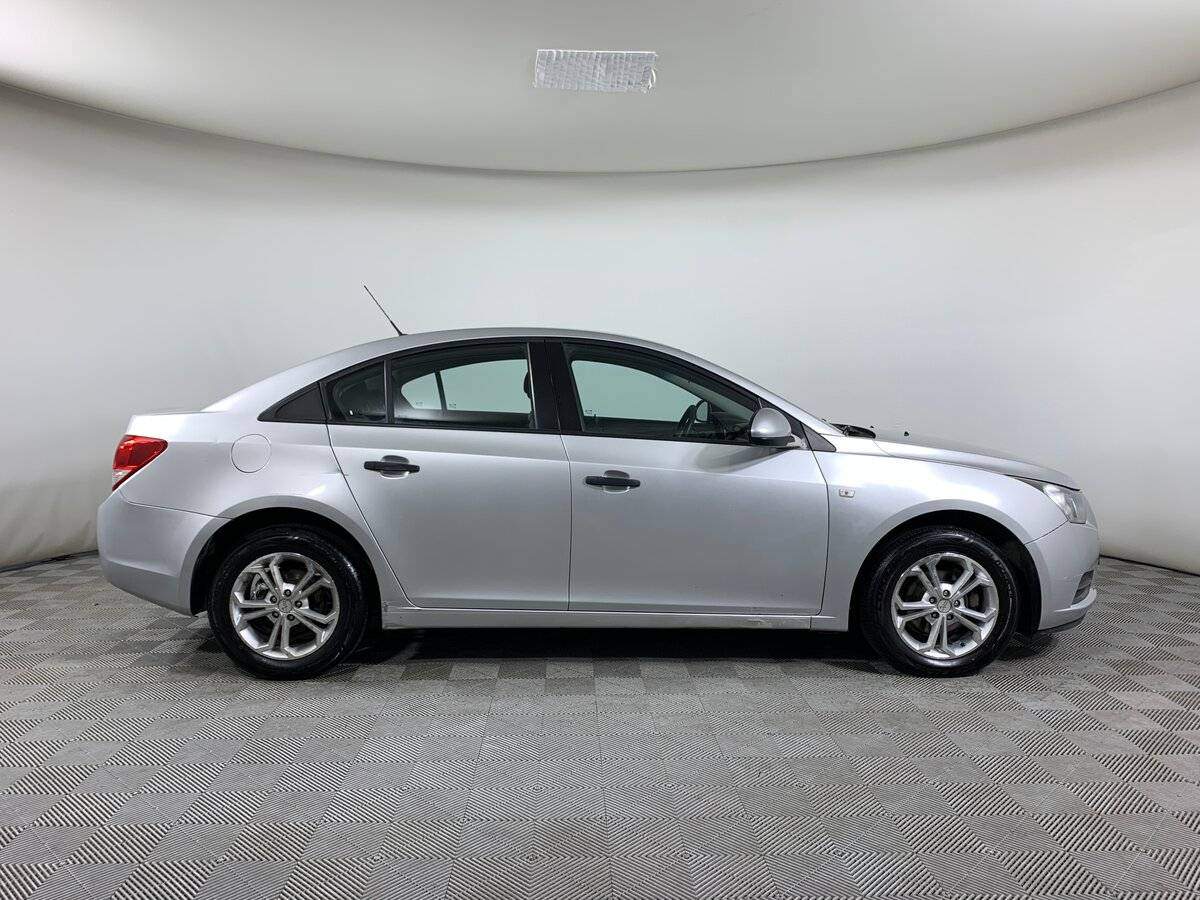 Купить Chevrolet Cruze, 2012, 289 511 км, фото №4