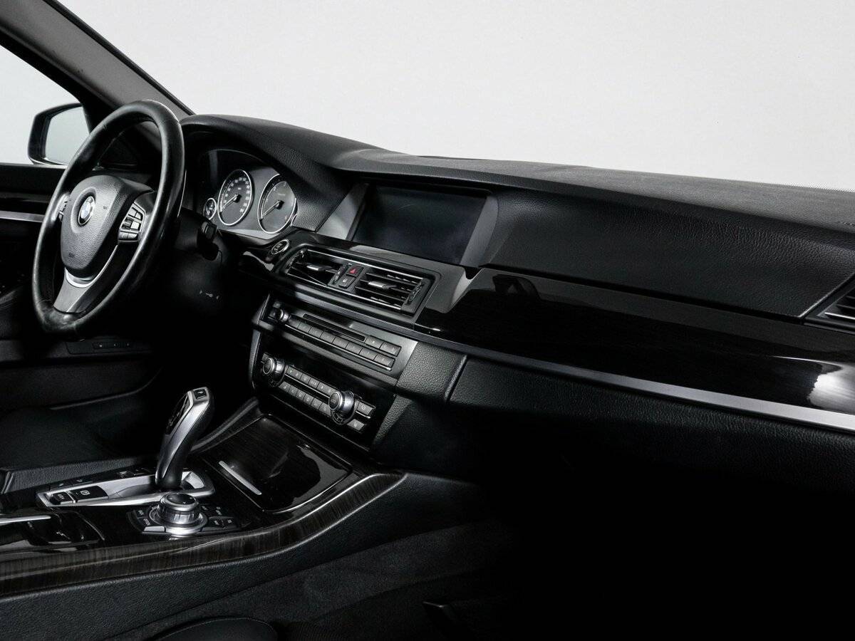 Купить BMW 5 серии 530d xDrive, 2012, 156 419 км, фото №9