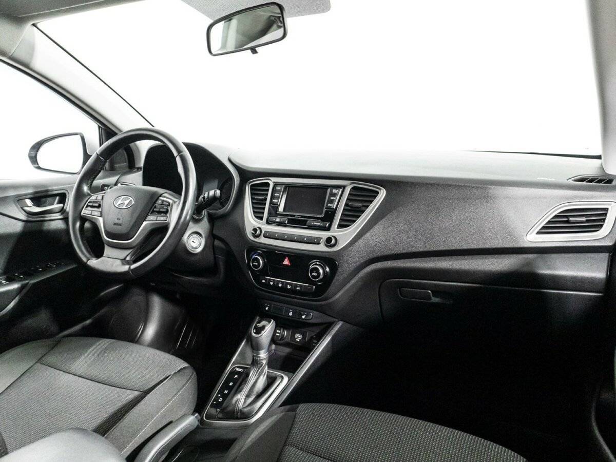 Купить Hyundai Solaris, 2019, 130 736 км, фото №9