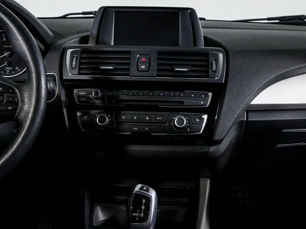 Купить BMW 1 серии 118i, 2017, 81 140 км, фото №13