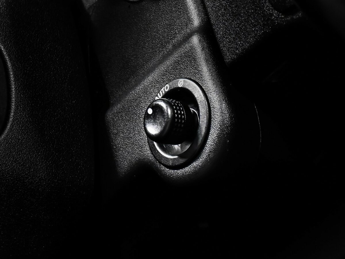 Купить Land Rover Discovery IV Рестайлинг, 2013, 265 583 км, фото №20