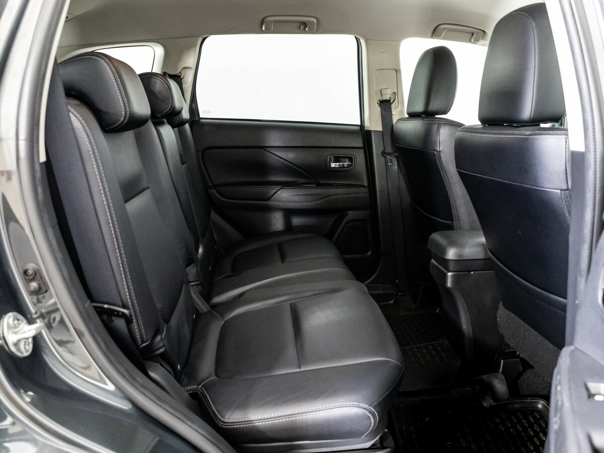 Купить Mitsubishi Outlander III Рестайлинг 2, 2018, 93 868 км, фото №16