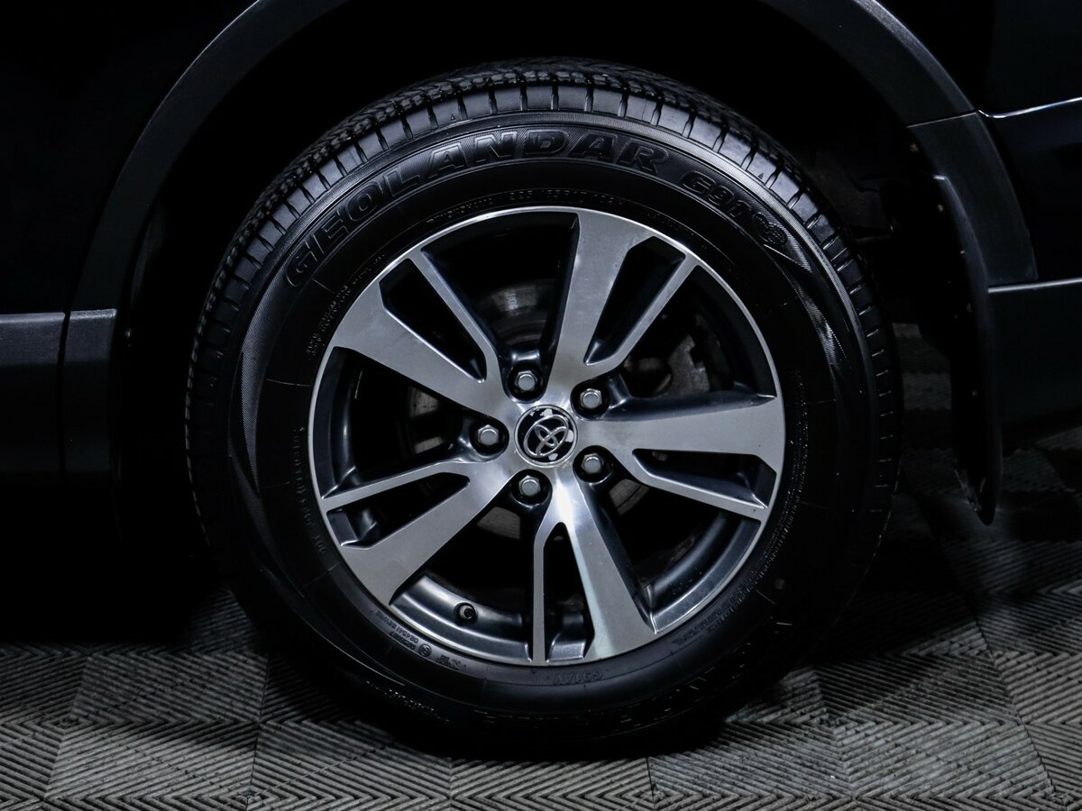 Купить Toyota RAV4 IV (XA40) Рестайлинг, 2018, 88 353 км, фото №15