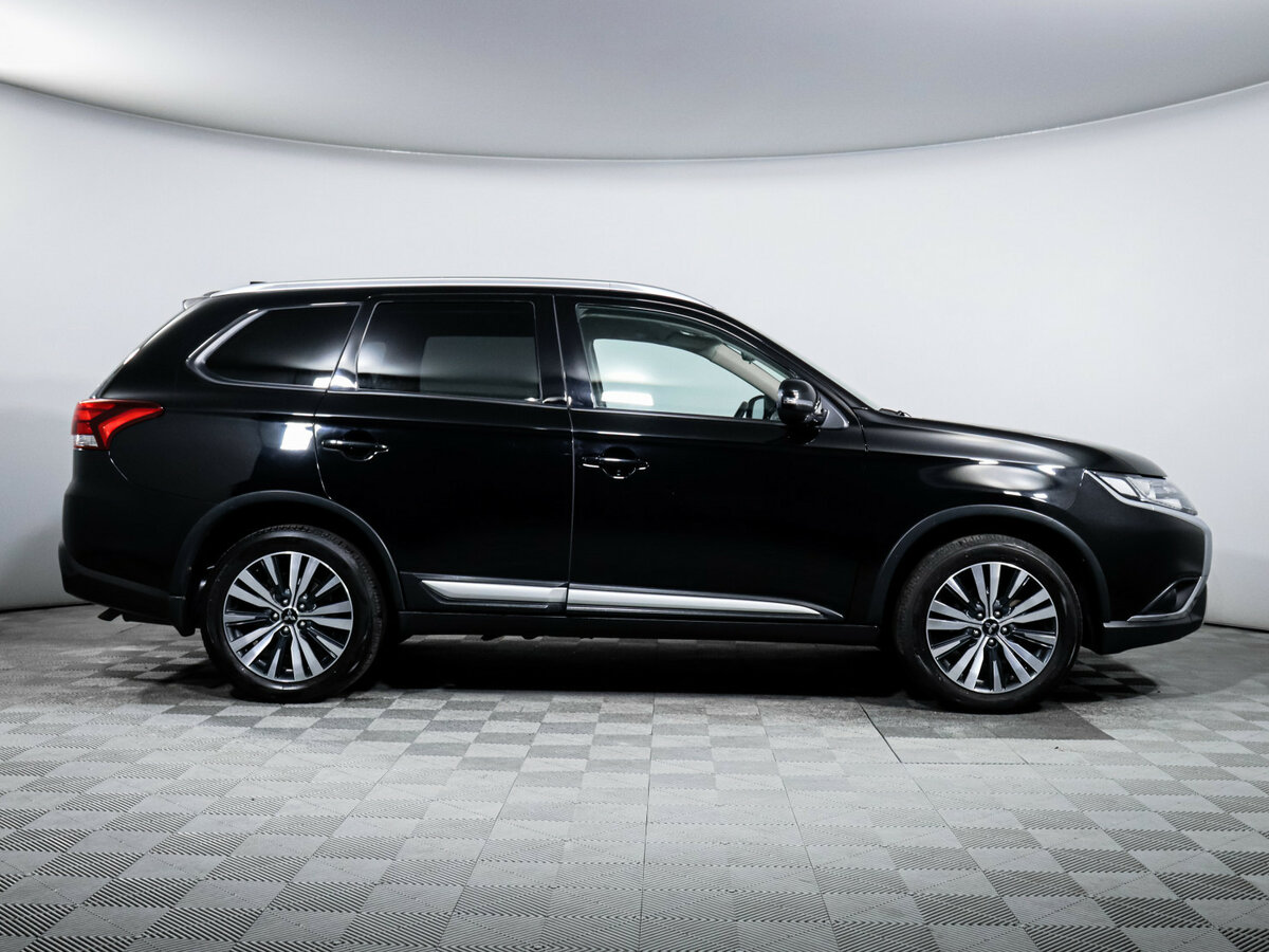 Купить Mitsubishi Outlander III Рестайлинг 3, 2019, 69 500 км, фото №4