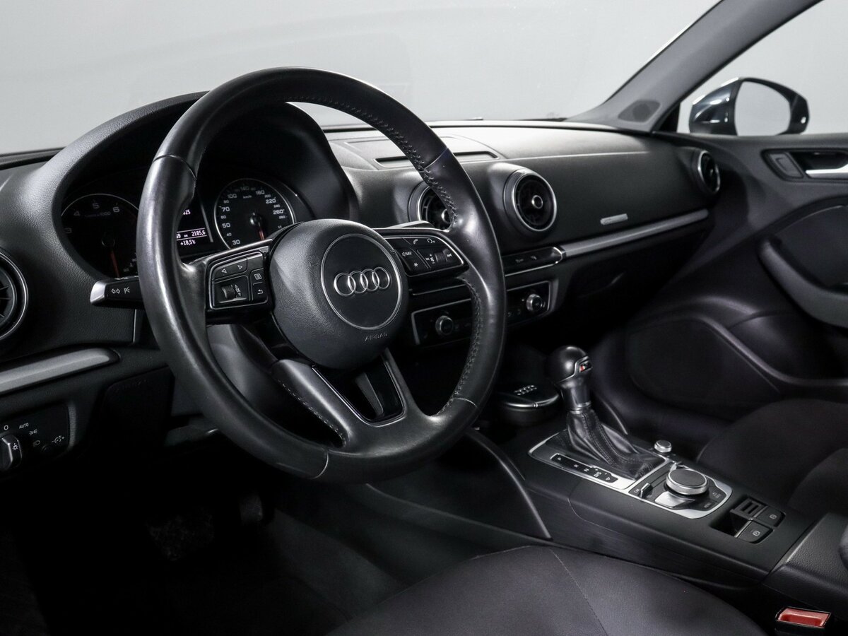 Купить Audi A3 III (8V) Рестайлинг, 2016, 105 124 км, фото №11