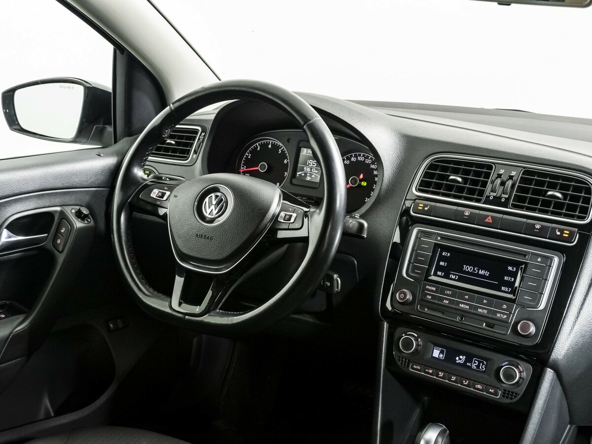 Купить Volkswagen Polo V Рестайлинг, 2018, 93 500 км, фото №8