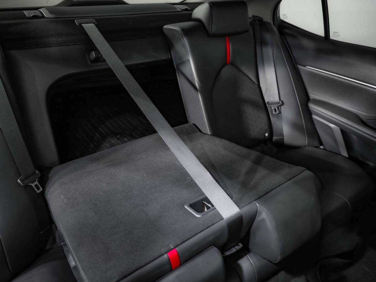 Купить Toyota Camry VIII (XV70) Рестайлинг, 2021, 142 330 км, фото №26