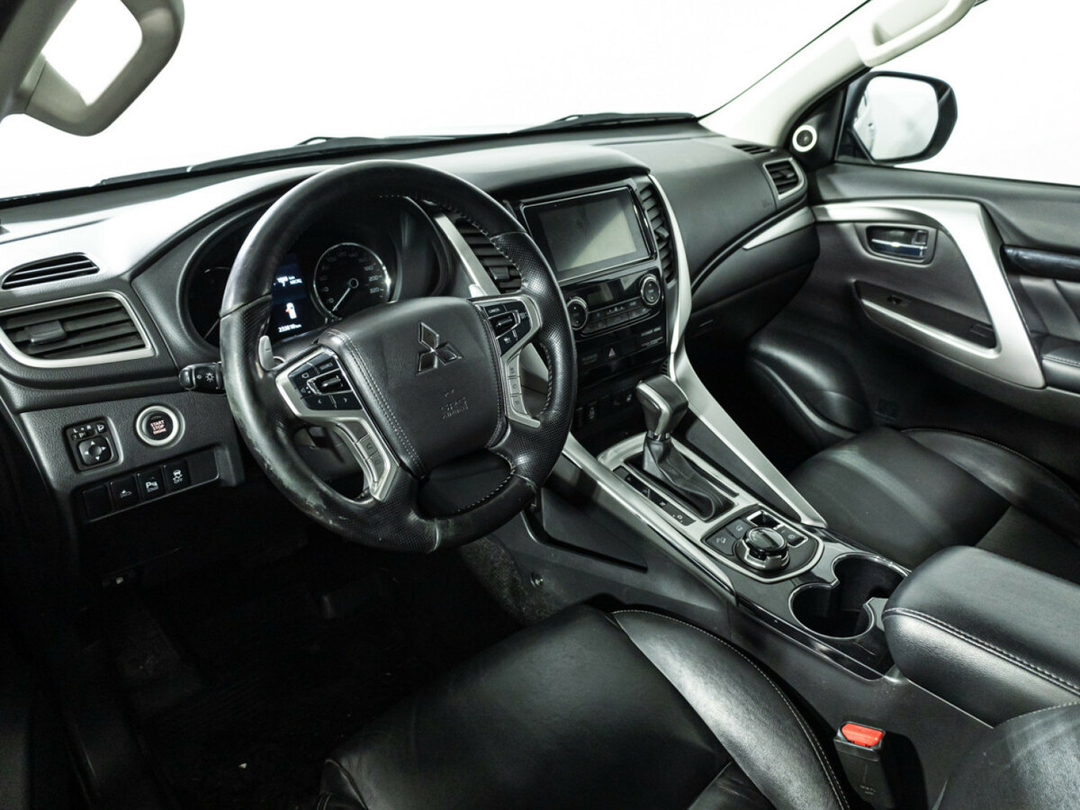 Купить Mitsubishi Pajero Sport III, 2017, 233 804 км, фото №9